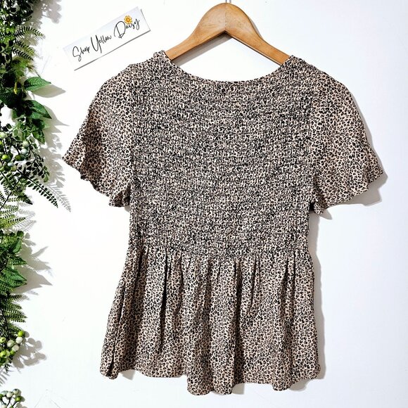 Romantics Womens Smocked Peplum Top S Rayon Leopard Print ~SS50.5‎ - Picture 5 of 5